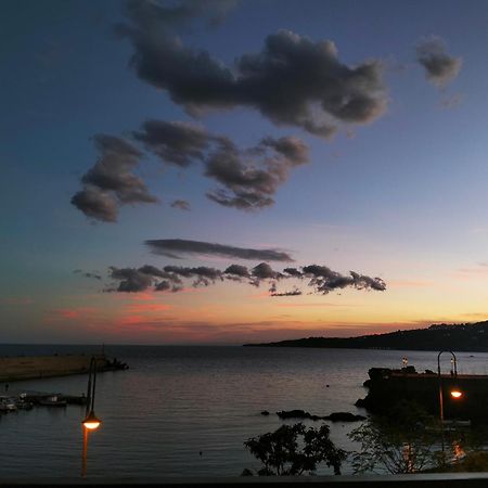 B&B La Spiaggetta Di Stazzo Acireale Extérieur photo