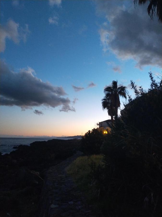 B&B La Spiaggetta Di Stazzo Acireale Extérieur photo