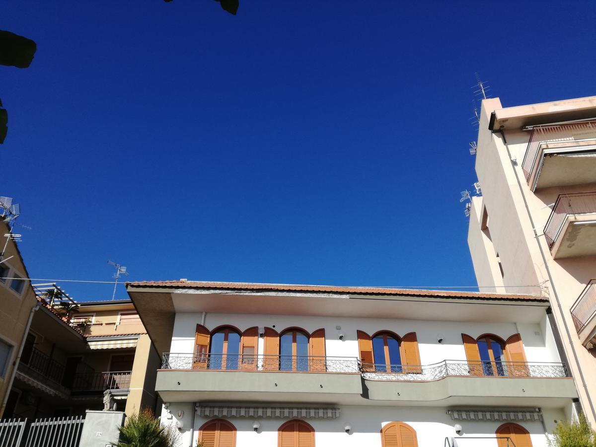 B&B La Spiaggetta Di Stazzo Acireale Extérieur photo