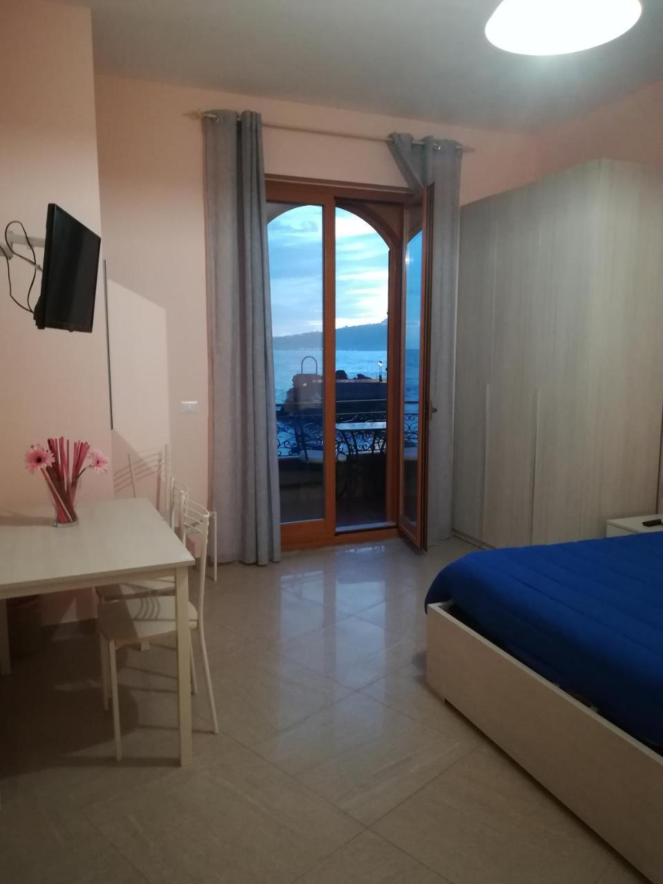B&B La Spiaggetta Di Stazzo Acireale Chambre photo